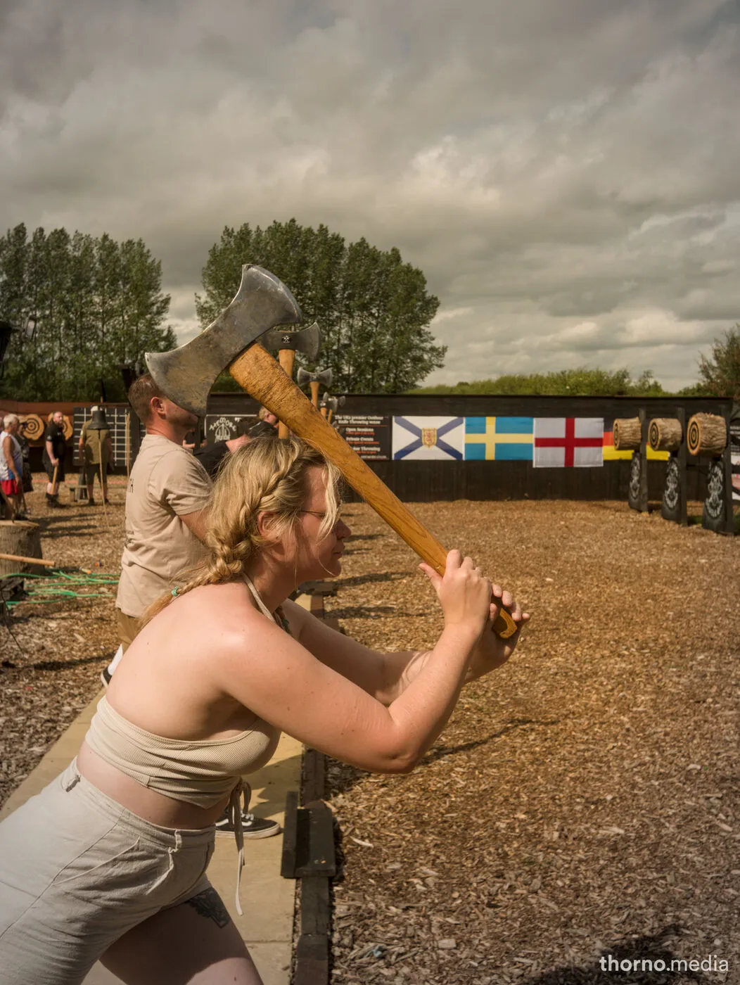 Axemore — Axethrowing