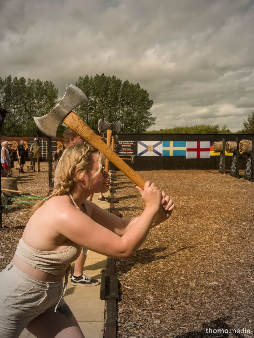 Axemore — Axethrowing