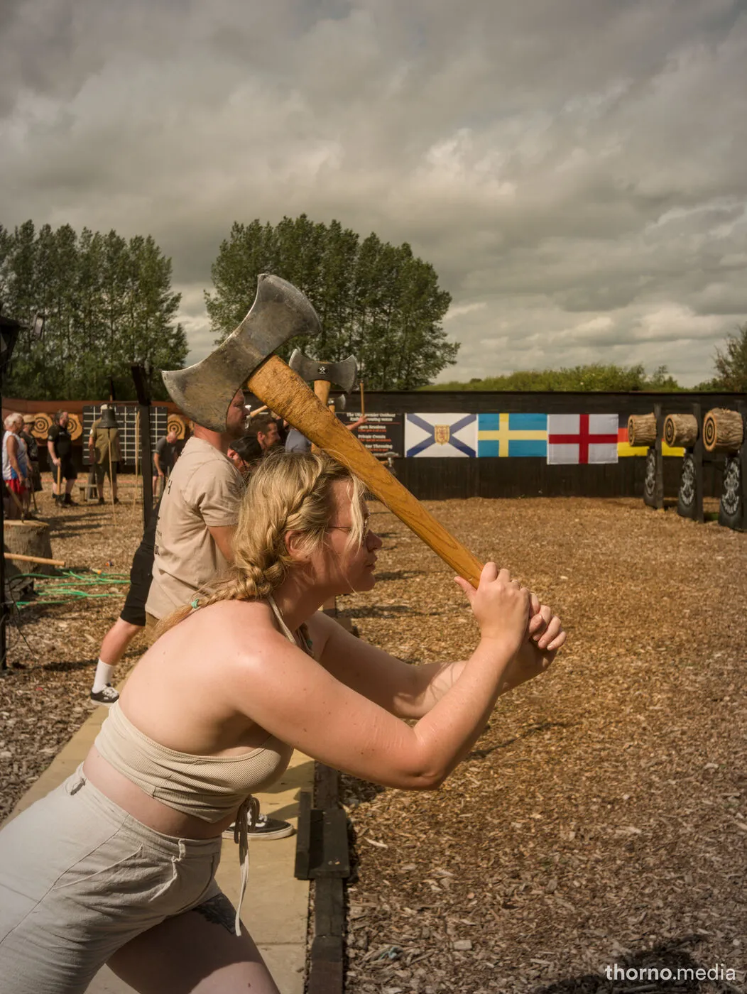 Axemore — Axethrowing
