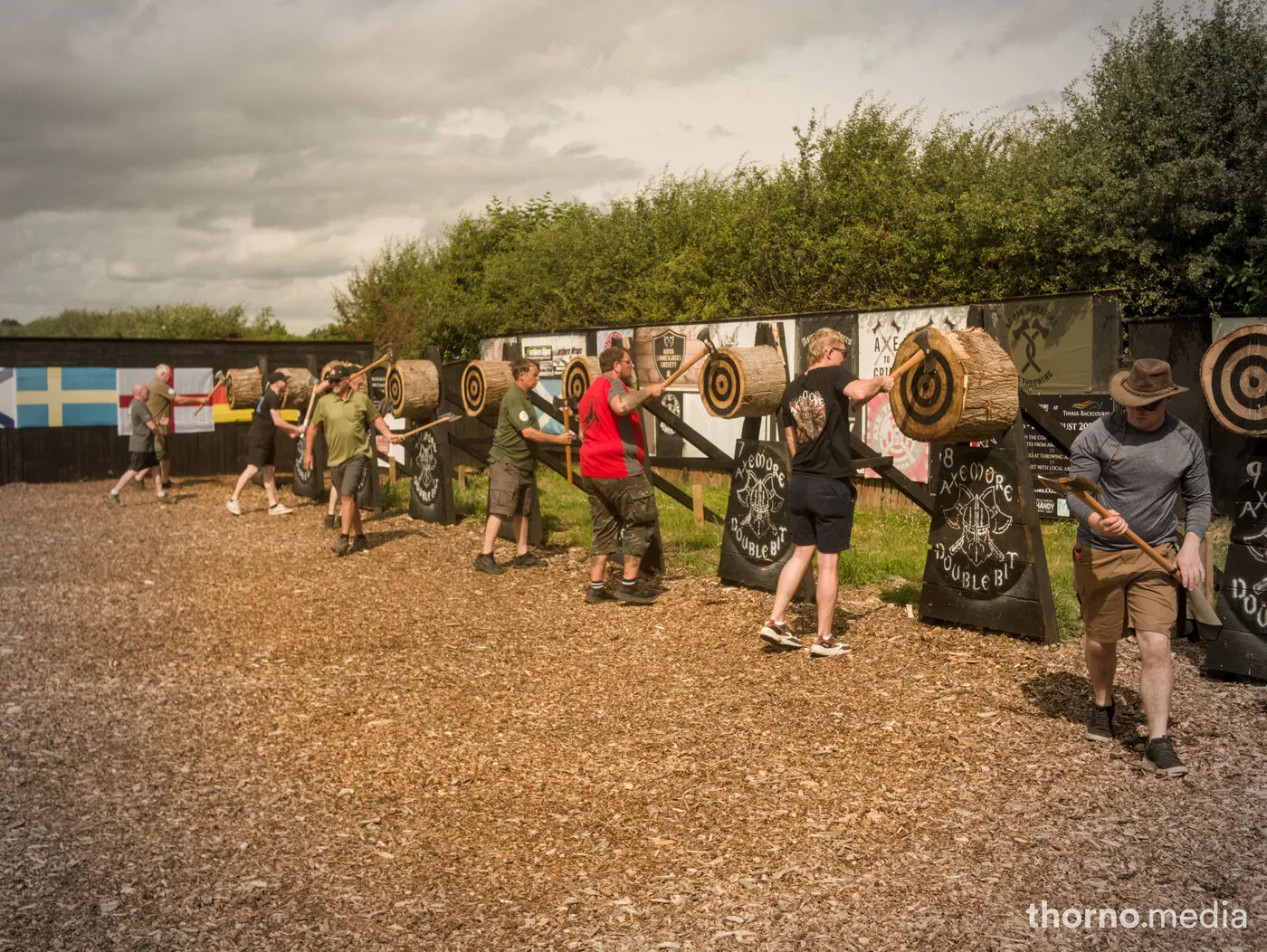 Axemore — Axethrowing