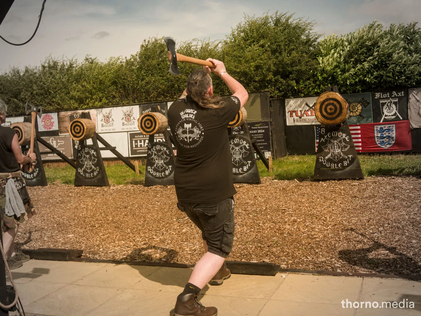 Axemore — Axethrowing