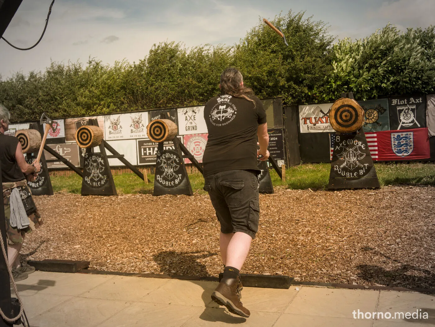 Axemore — Axethrowing
