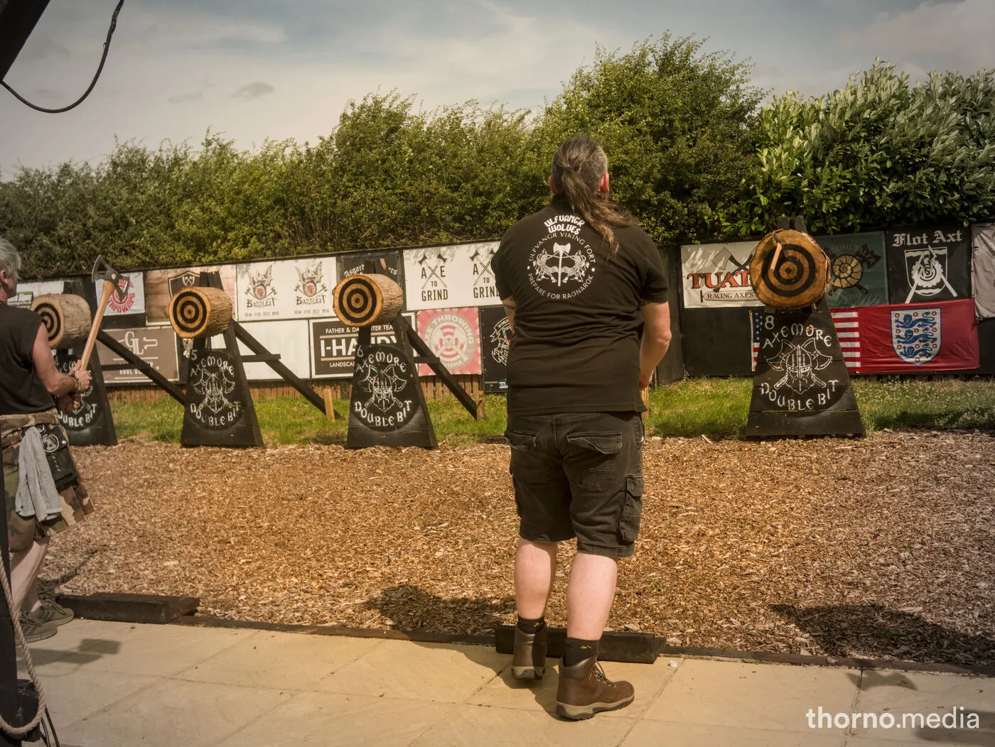 Axemore — Axethrowing
