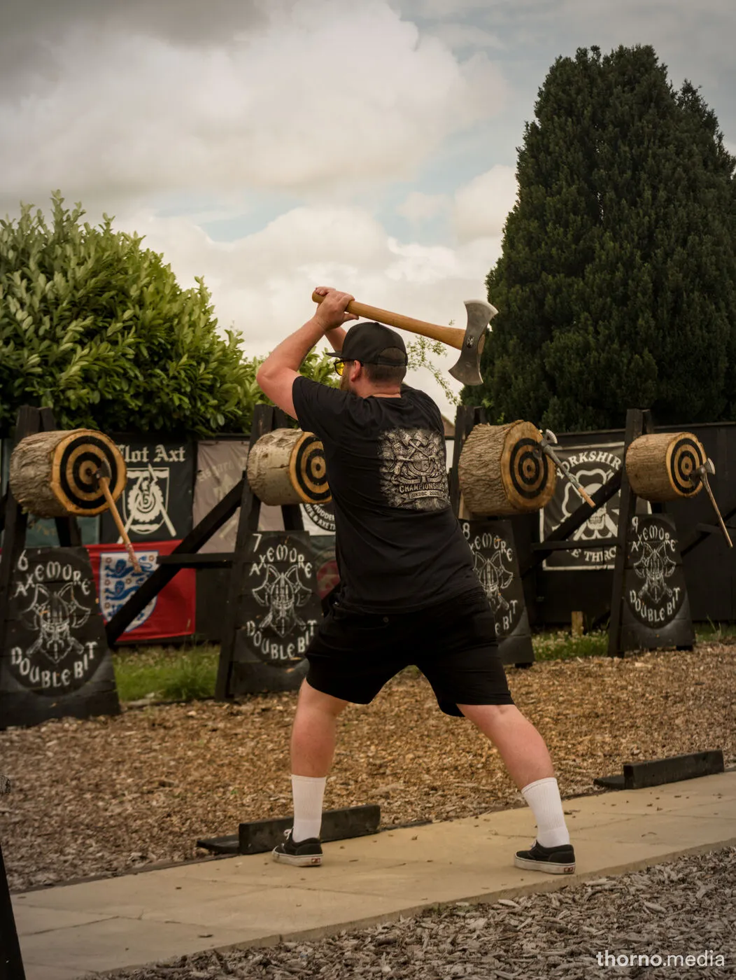 Axemore — Axethrowing