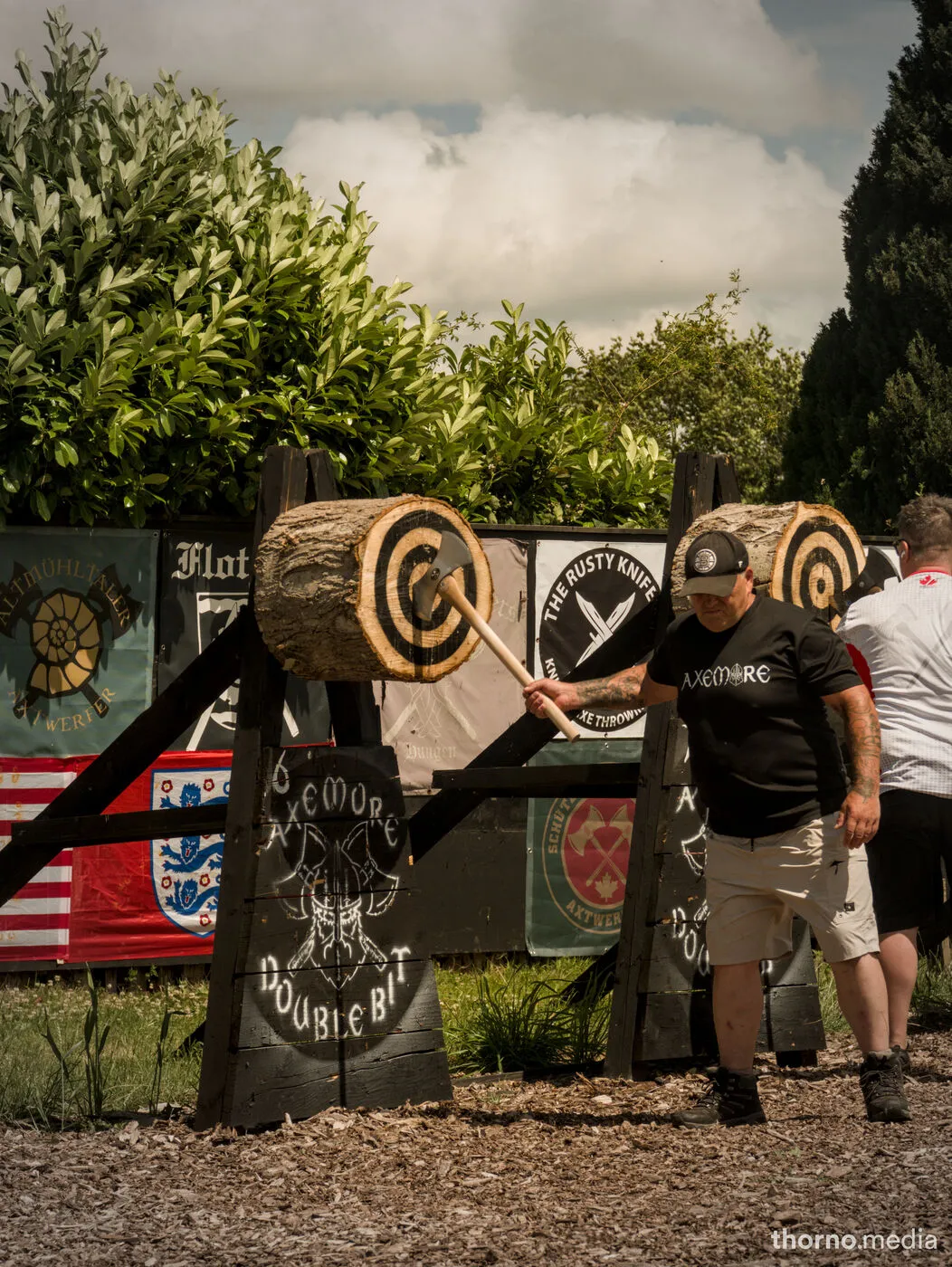 Axemore — Axethrowing